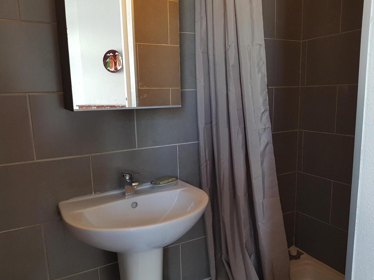 With Sea View For 2 People Toulon